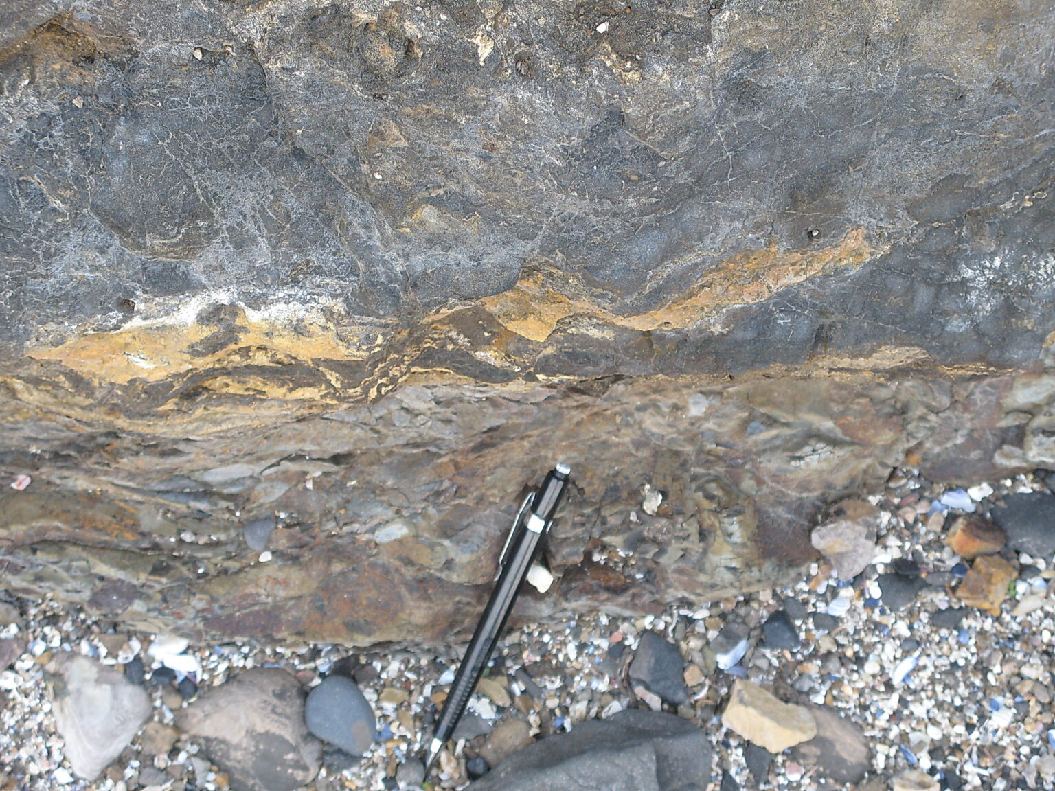 Fault Zone Structure and Kinematic Indicators Applied Stratigraphix